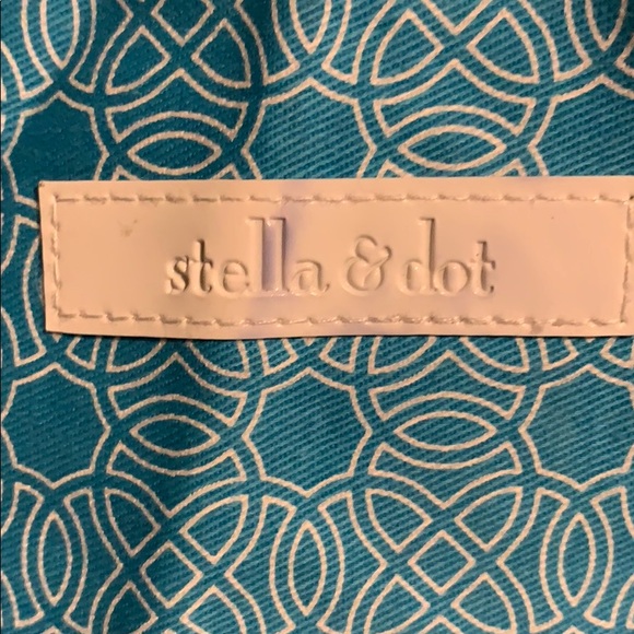 Stella and Dot Waverly Crossbody bag - Picture 2 of 4